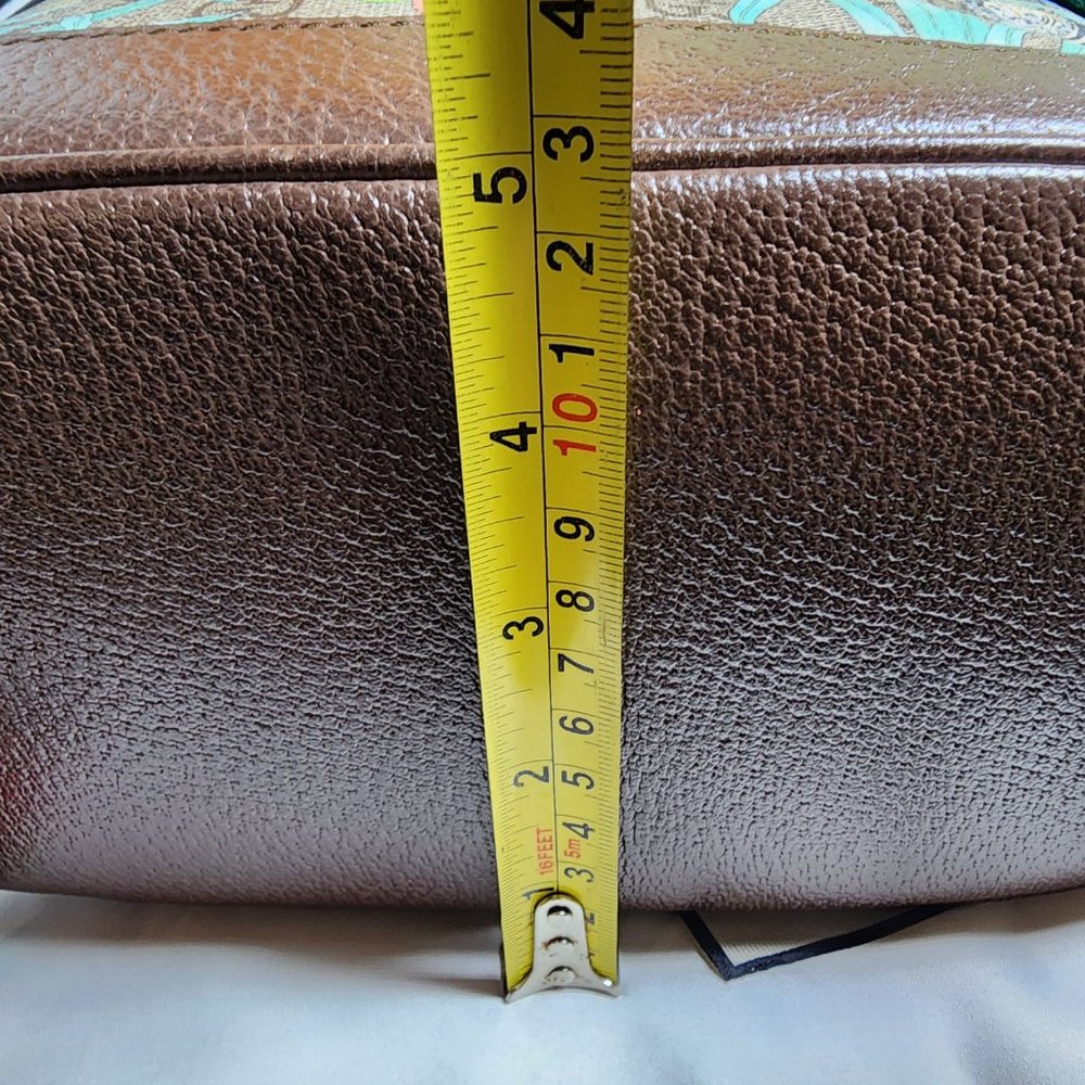 Backpack - Picture 7 of 16